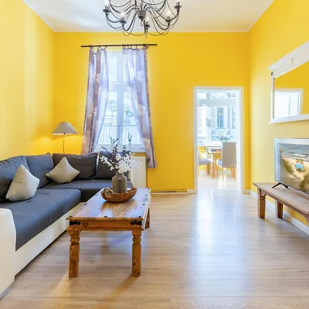 Helene App 3 Apartment